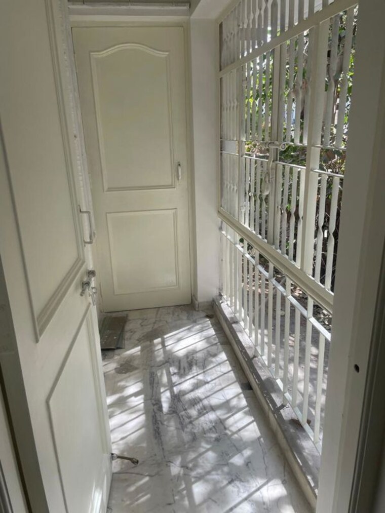 Balcony, bungalow area 3 Bedroom 2480 Sq.Ft. Villa In Bungalow Area Ahmedabad 10773603