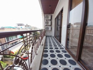 Balcony in 3 BHK Builder Floor at Greater Kailash I – for Rent