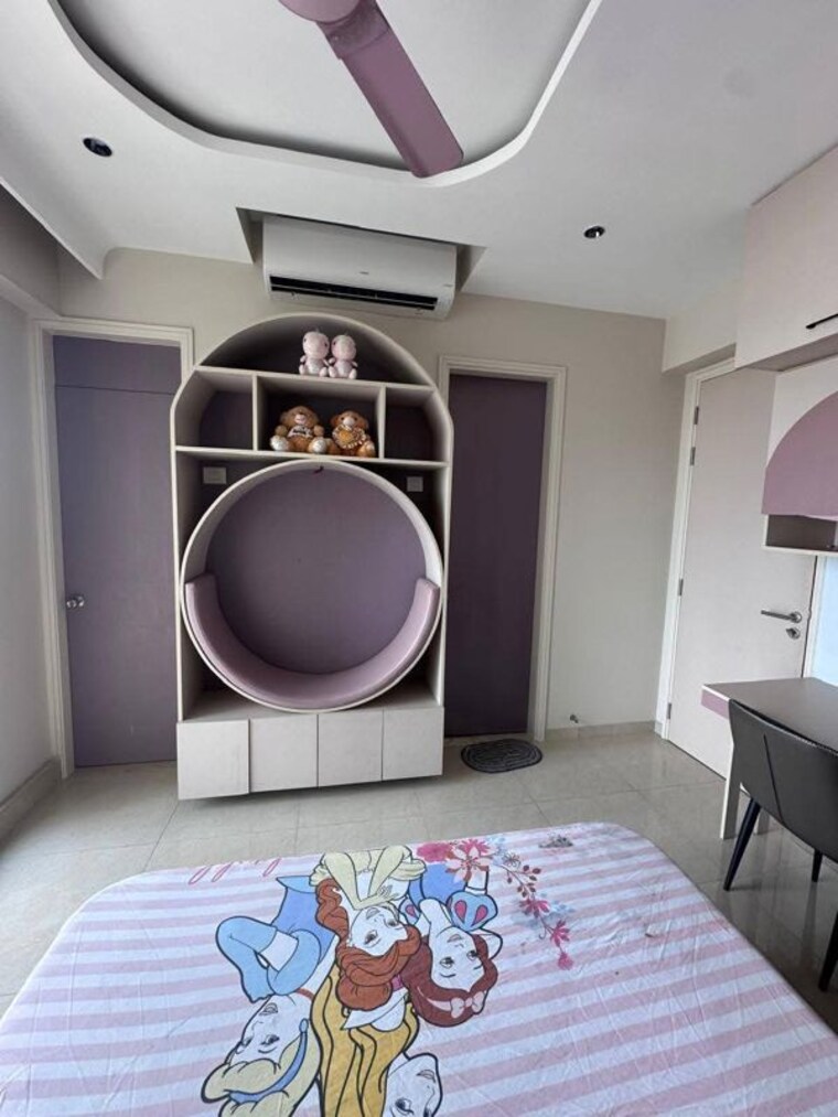 Team Area, l-t-crescent-bay-t2 2 Bedroom 840 Sq.Ft. Apartment In Parel Mumbai 10773626