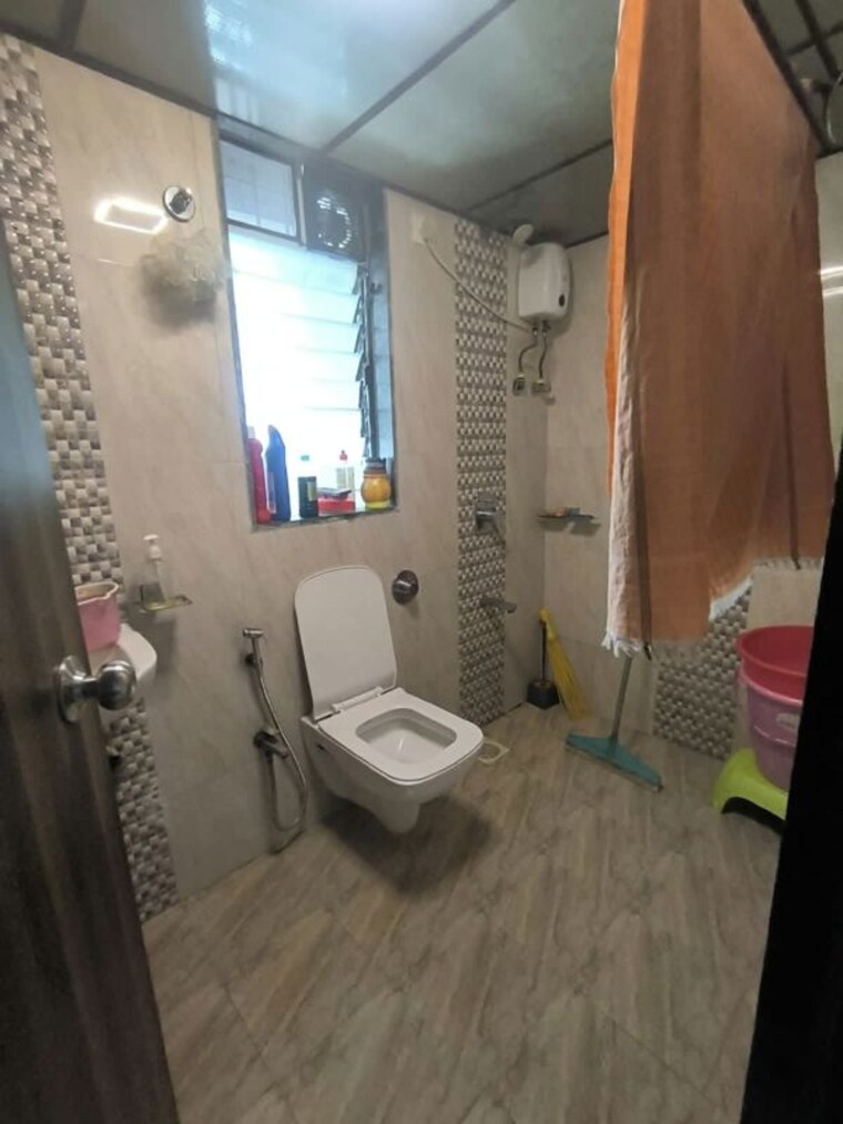 Bathroom, gurukrupa-marina-enclave 1 Bedroom 442 Sq.Ft. Apartment In Malad West Mumbai 10773657