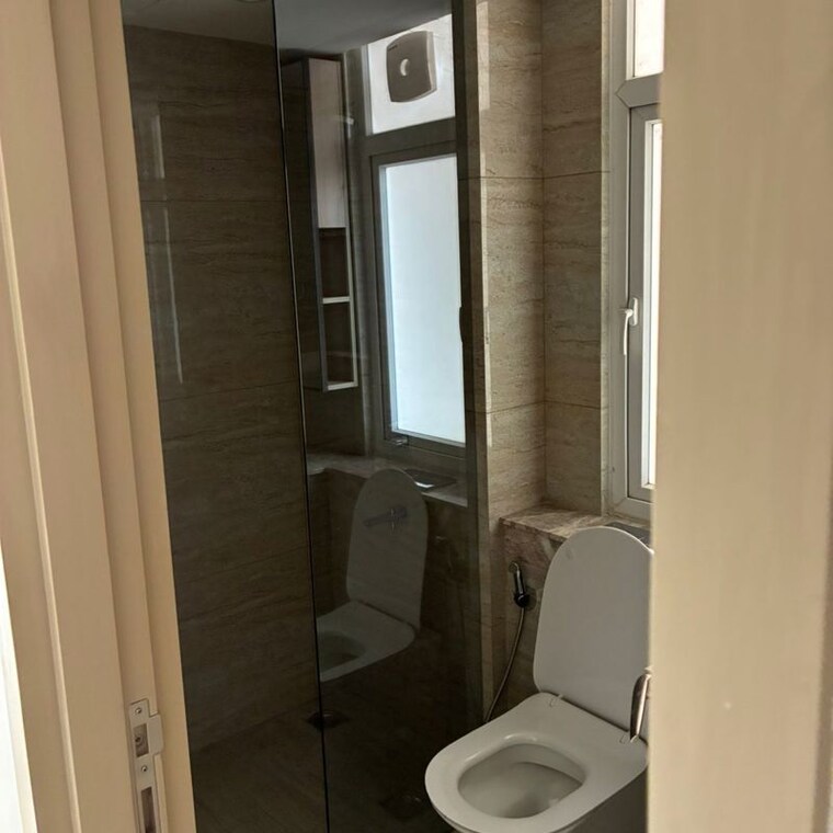 Bathroom, dlf-garden-city-independent-floors 3 Bedroom 1820 Sq.Ft. Builder Floor In Meoka Gurgaon 10773684