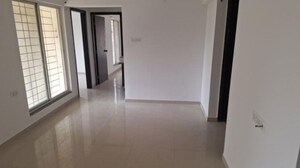 Room in 2 BHK Apartment at Majestique 38 Park Majestique, Undri – for Rent
