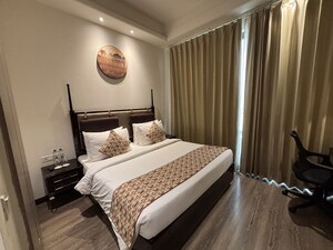 2 BHK Apartment For Sale in Emaar The Palm Drive-Palm Studios, Sector 66