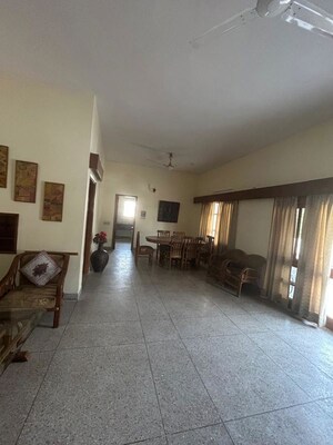 Dining area in 2 BHK Independent House at Sector 27 – for Rent