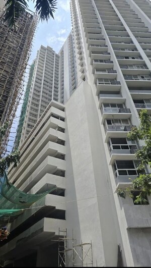 2 BHK Apartment For Rent in Group Satellite Elegance, Goregaon East