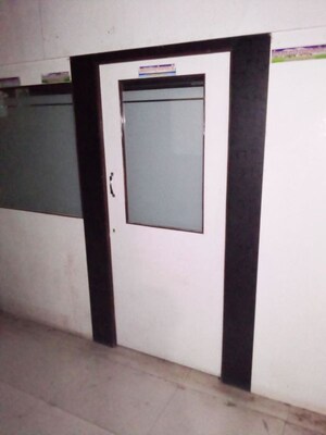 Room in  Office Space at Mulund West – for Rent