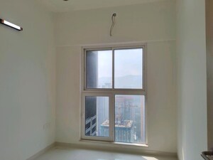 Room in 2 BHK Apartment at Piramal Vaikunth, Balkum Pada – for Rent