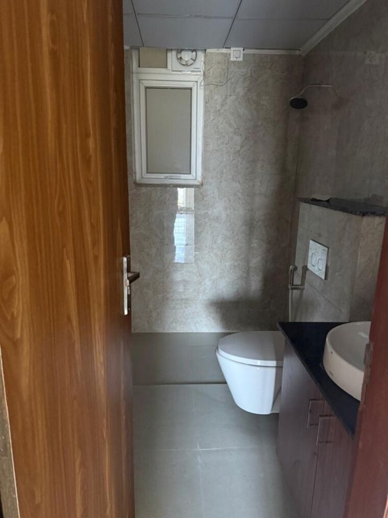 Bathroom, sahastradhara road 4 Bedroom 3686 Sq.Ft. Apartment In Sahastradhara Road Dehradun 10773775