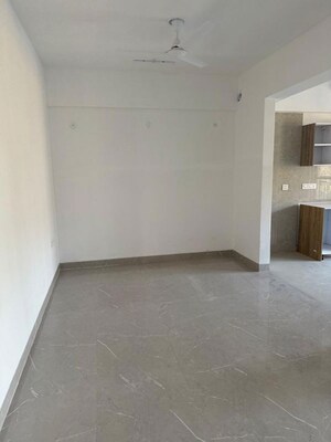 Room in 4 BHK Apartment at Sahastradhara Road – for Sale