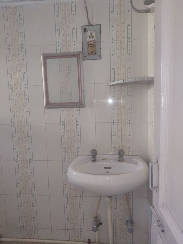 Bathroom, sector 9 panchkula 1 Bedroom 750 Sq.Ft. Independent House In Sector 9 Panchkula Panchkula 10773772