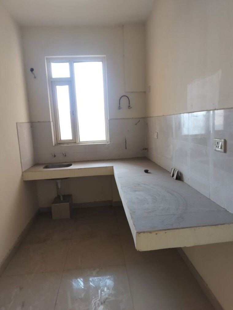 Kitchen, pyramid-urban-homes 2 Bedroom 625 Sq.Ft. Apartment In Sector 70a Gurgaon 10773784