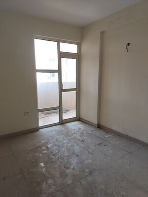 2 BHK Apartment For Rent in Pyramid Urban Homes, Sector 70a