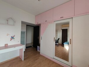 Room in 3 BHK Apartment at Naiknavare Mystique Mood, Viman Nagar – for Rent