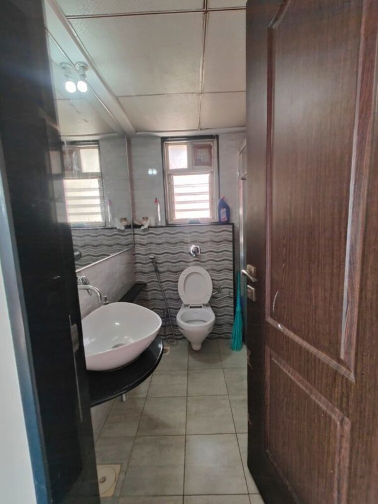 Bathroom, naiknavare-mystique-mood 3 Bedroom 1616 Sq.Ft. Apartment In Viman Nagar Pune 10773808