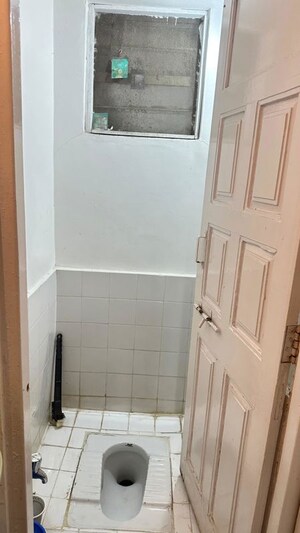 Bathroom in 1 BHK Apartment at Pradhikaran – for Rent