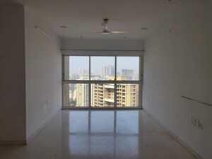 Room in 3 BHK Apartment at Runwal Elegante, Andheri West – for Sale