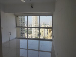 Room in 3 BHK Apartment at Runwal Elegante, Andheri West – for Sale