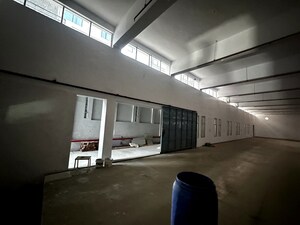 Parking in  Warehouse at Dlf Industrial Area – for Rent