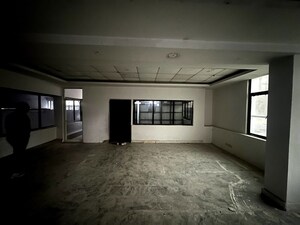 Parking in  Warehouse at Dlf Industrial Area – for Rent