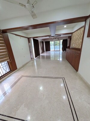4 BHK Apartment For Rent in Dheeraj Manor, Halasuru