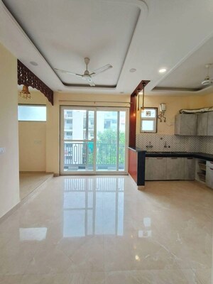 Living Room in 2 BHK Builder Floor at Sector 52 – for Rent