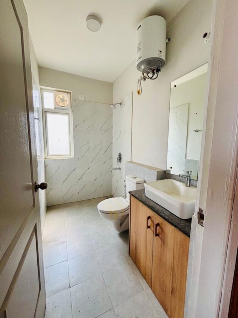 Bathroom, silverglades-the-melia 3.5 Bedroom 1845 Sq.Ft. Apartment In Sohna Sector 35 Gurgaon 10773938