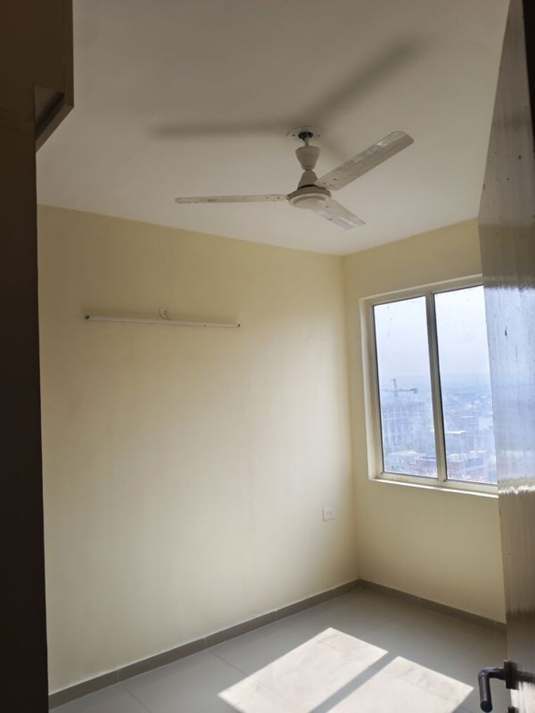 Room, pyramid-infinity 3 Bedroom 720 Sq.Ft. Apartment In Sector 70 Gurgaon 10773949