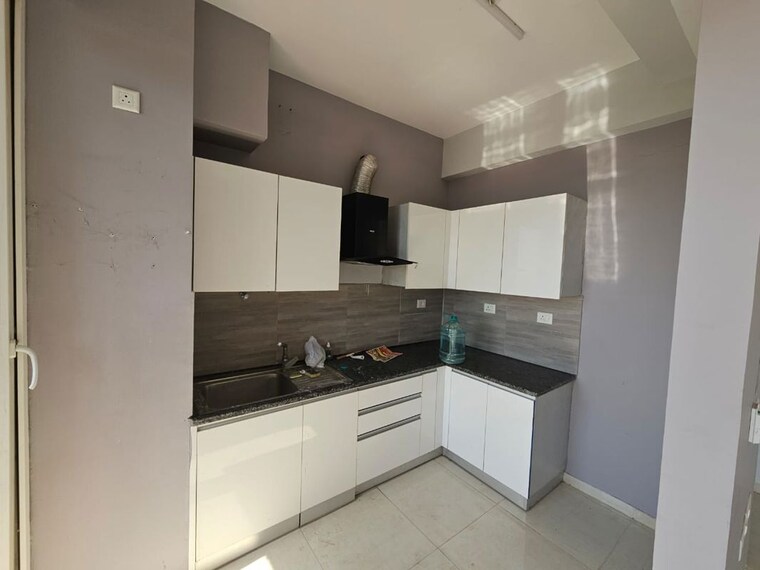 Kitchen, pyramid-infinity 3 Bedroom 720 Sq.Ft. Apartment In Sector 70 Gurgaon 10773949