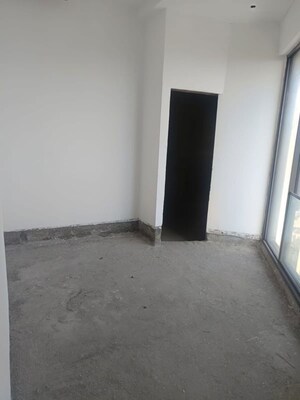 Room in 3 BHK Apartment at Pali Hill – for Sale