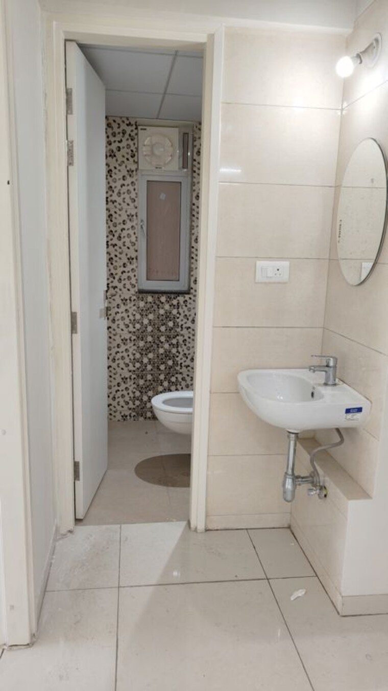 Bathroom, godrej-park-ridge 2 Bedroom 526 Sq.Ft. Apartment In Manjari Pune 10773970
