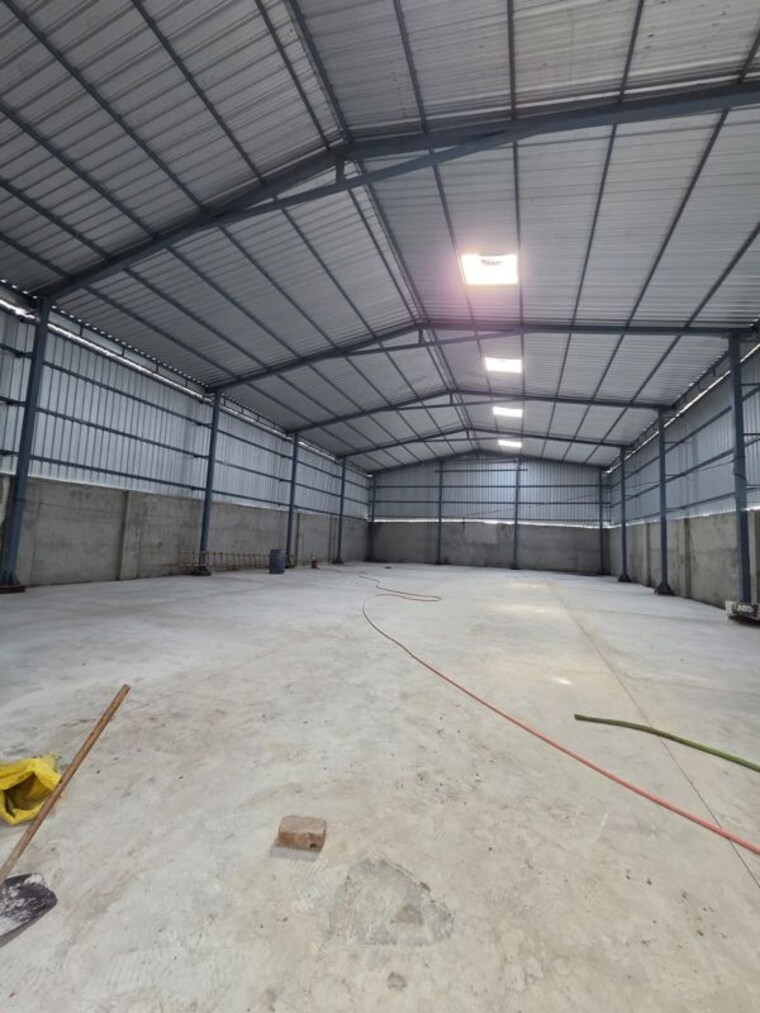 Balcony, dlf industrial area Commercial Warehouse 10000 Sq.Ft. In Dlf Industrial Area Faridabad 10773965