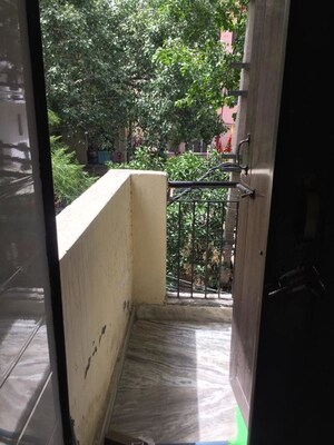 Balcony in 1 BHK Independent House at Sarita Vihar – for Rent