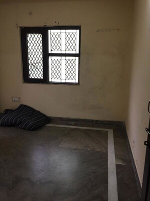 Room in 1 BHK Independent House at Sarita Vihar – for Rent