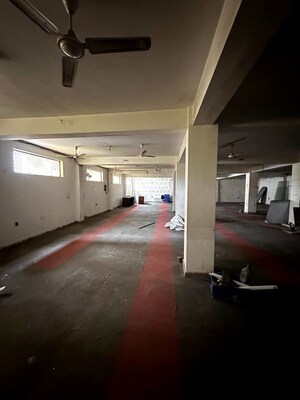 Parking in  Office Space in IT/SEZ at Sector 32 – for Rent