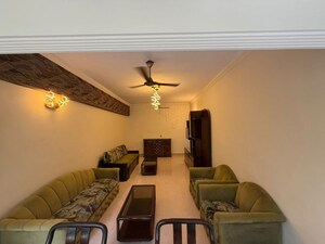 2 BHK Apartment For Rent in Turner Road