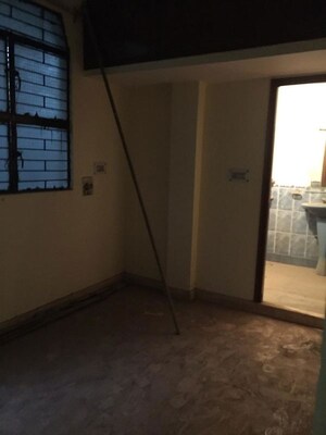 Room in 1 BHK Independent House at Sarita Vihar – for Rent