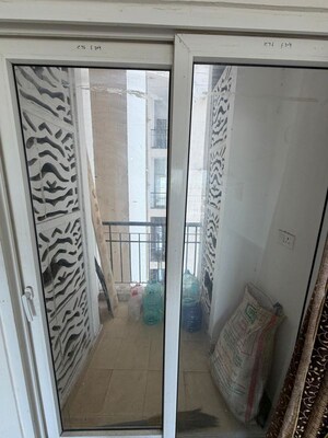 Balcony in 2.5 BHK Apartment at Skytech Matrott, Sector 76 – for Rent