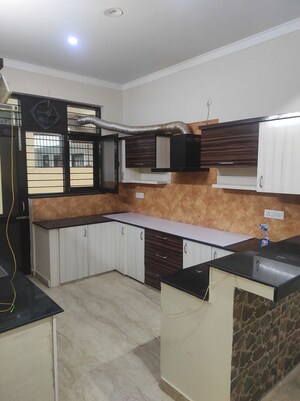 3 BHK Builder Floor For Rent in Sector 46
