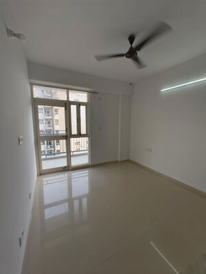 2 BHK Apartment For Rent in Adani Aangan, Sector 89a