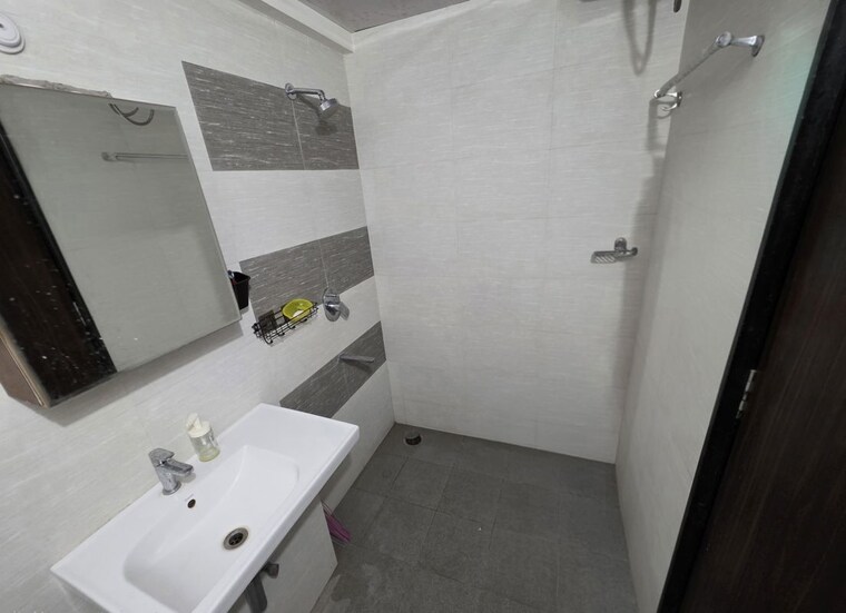 Bathroom, my-home-tridasa 3 Bedroom 1840 Sq.Ft. Apartment In Tellapur Hyderabad 10774088