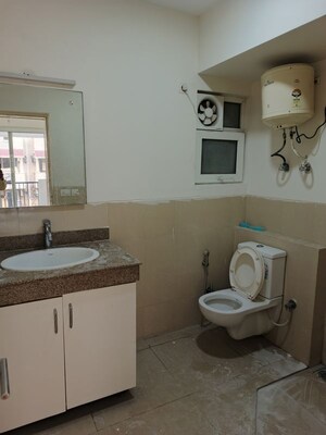 Kitchen in 4 BHK Apartment at Emaar Emerald Floors Premier, Sector 65 – for Rent