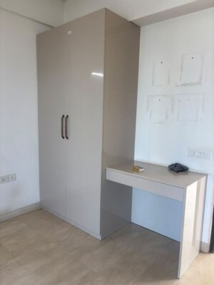 Room in 3 BHK Apartment at Puri Diplomatic Greens Villas, Sector 111 – for Rent