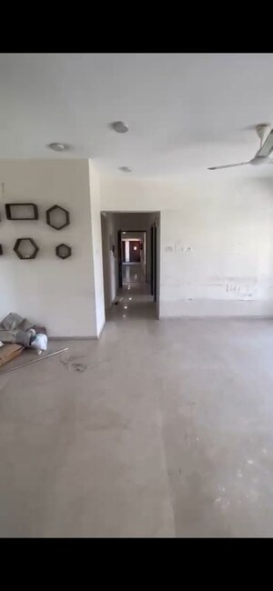 Room in 3 BHK Apartment at Sangam The Luxor, Goregaon West – for Rent