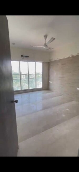 Room in 3 BHK Apartment at Sangam The Luxor, Goregaon West – for Rent