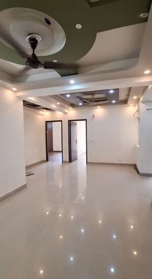 Building Lobby in 3 BHK Apartment at Emenox La Solara, Sector 16 Greater Noida – for Sale