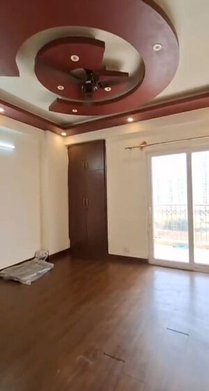 Room in 3 BHK Apartment at Emenox La Solara, Sector 16 Greater Noida – for Sale