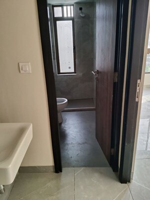 Bathroom in 3 BHK Apartment at Hubtown The Premiere, Andheri West – for Sale