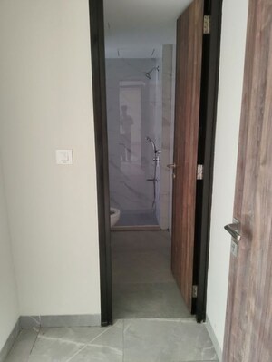 Building Lobby in 3 BHK Apartment at Hubtown The Premiere, Andheri West – for Sale