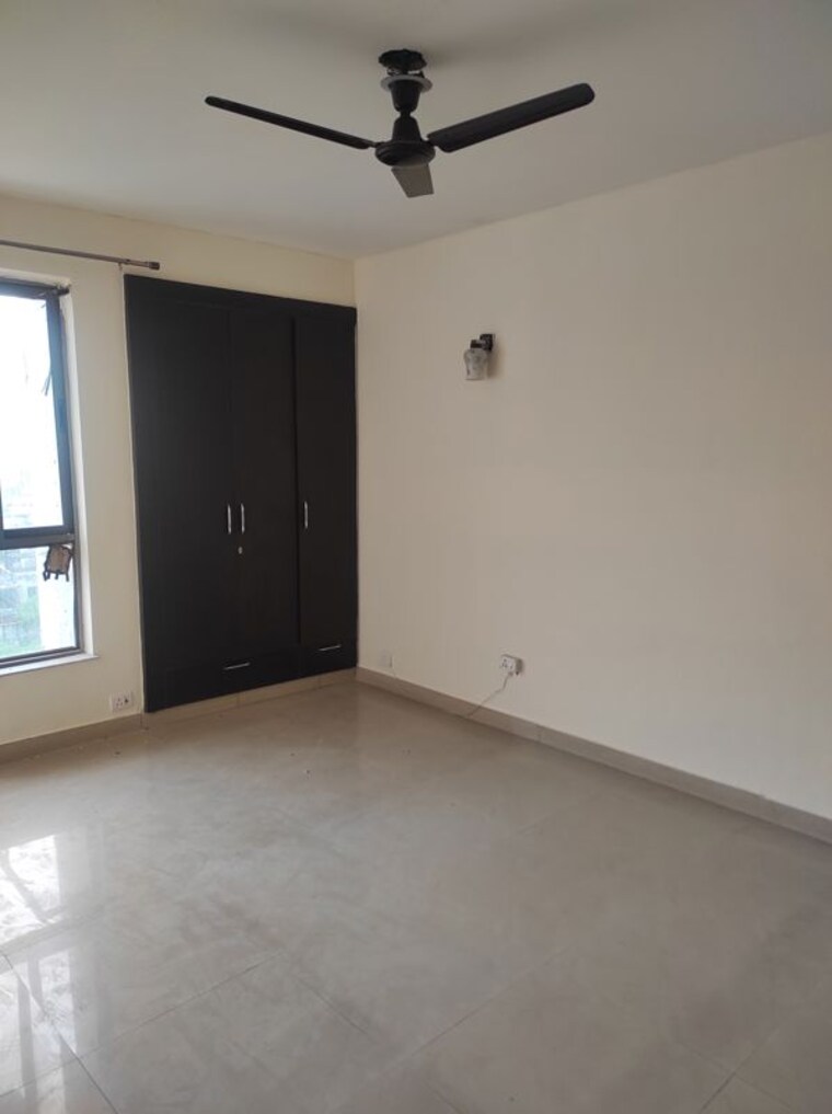 undefined, unitech-uniworld-gardens-2 2 Bedroom 973 Sq.Ft. Apartment In Sector 47 Gurgaon 10774084