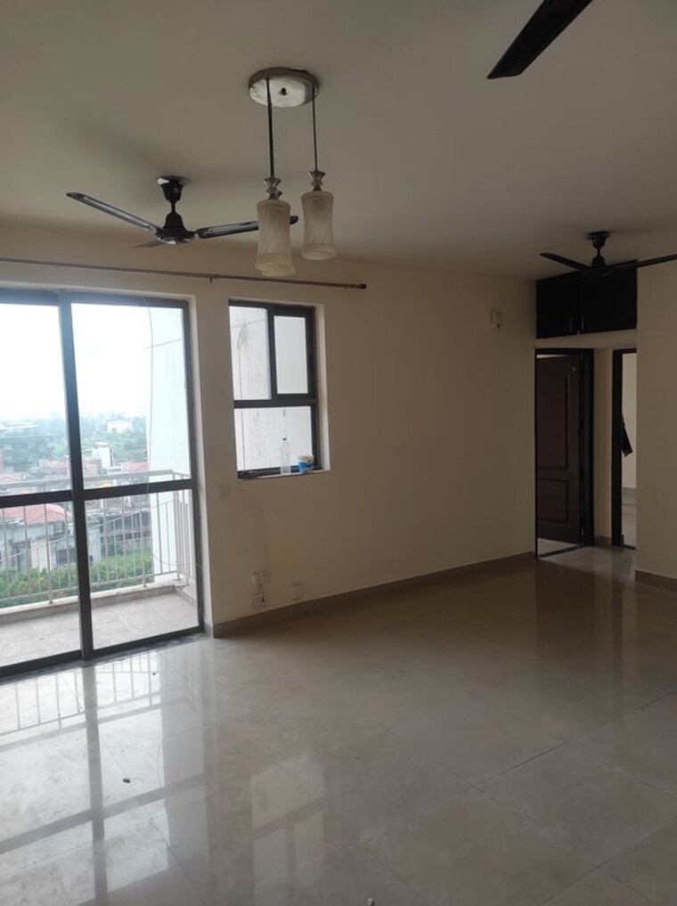 undefined, unitech-uniworld-gardens-2 2 Bedroom 973 Sq.Ft. Apartment In Sector 47 Gurgaon 10774084